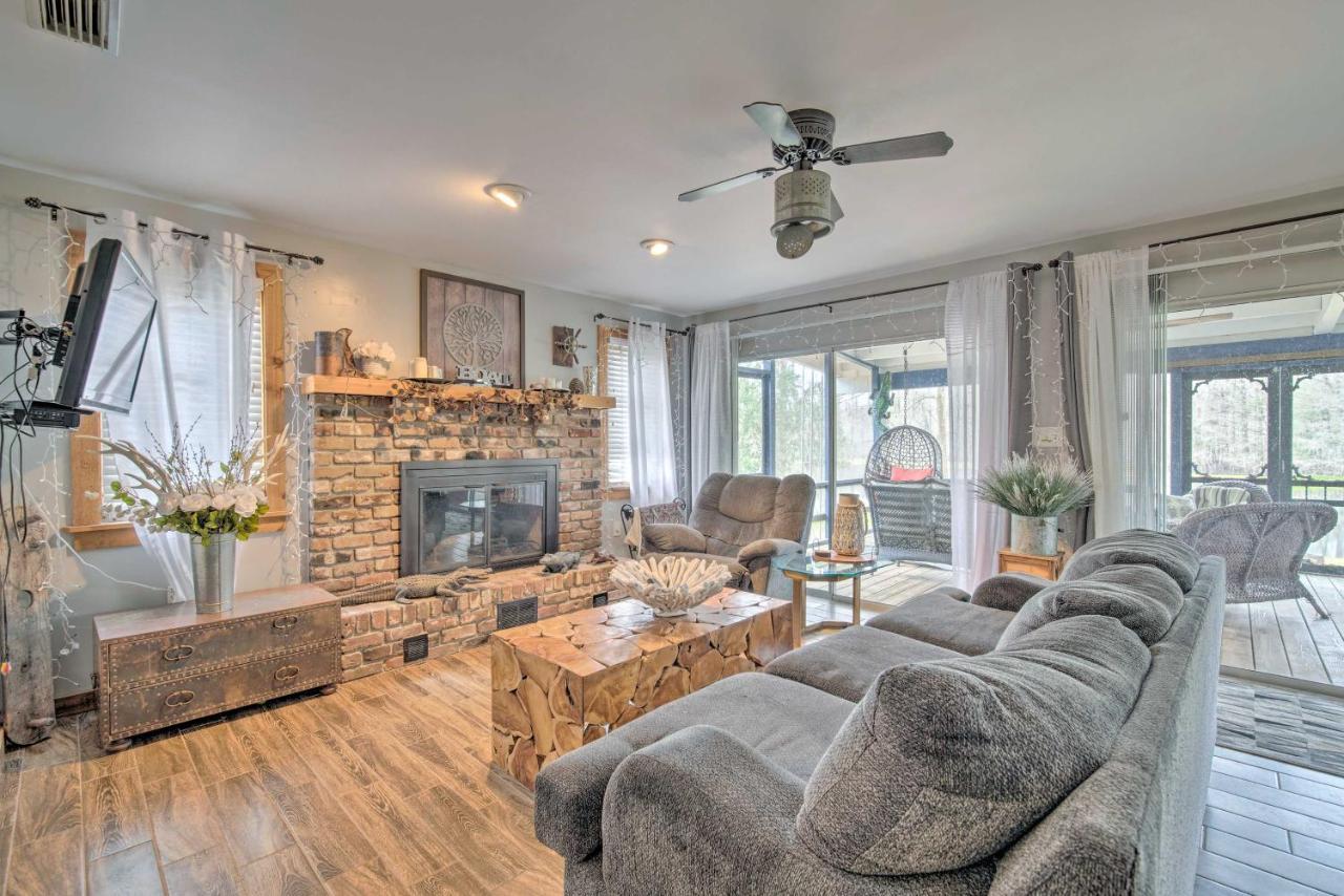 Unplugged Withlacoochee Riverfront Retreat! 부시넬 외부 사진